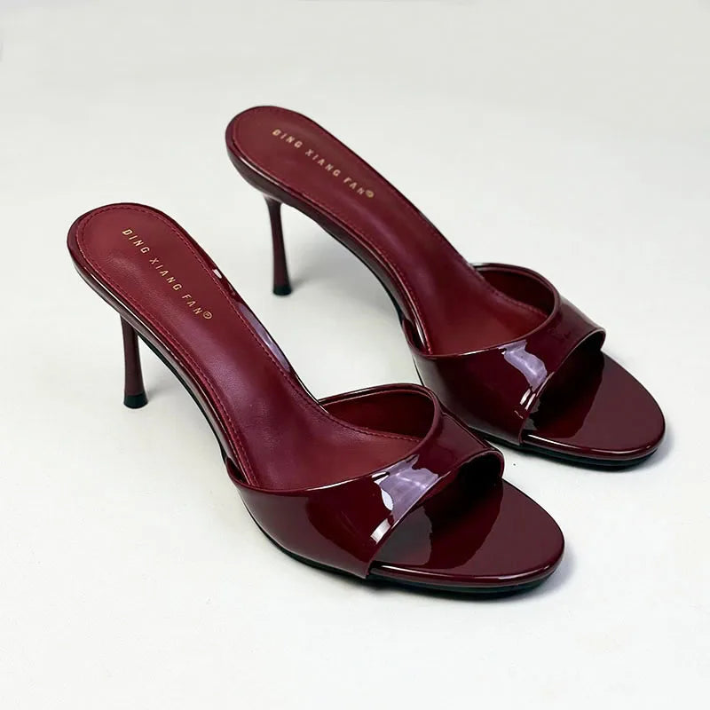 Women’s Thin Heel Round-Toe Slides