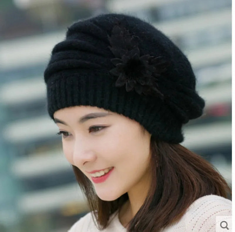Women’s Winter Knitted Flower Beret
