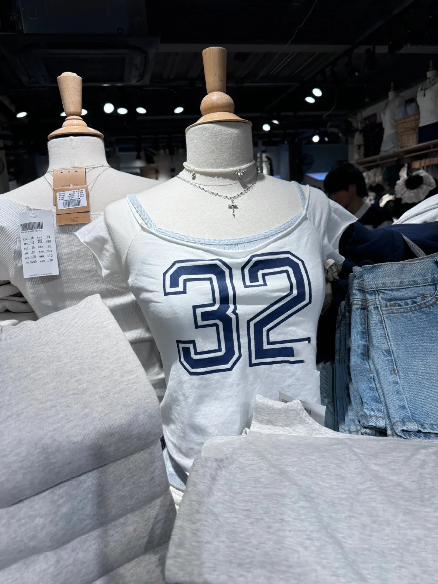 28 Graphic Print T-Shirts Woman Summer Slash Neck Short Sleeve Cotton Tees American Vintage Streetwear Raw Hem Crop Top T-shirts