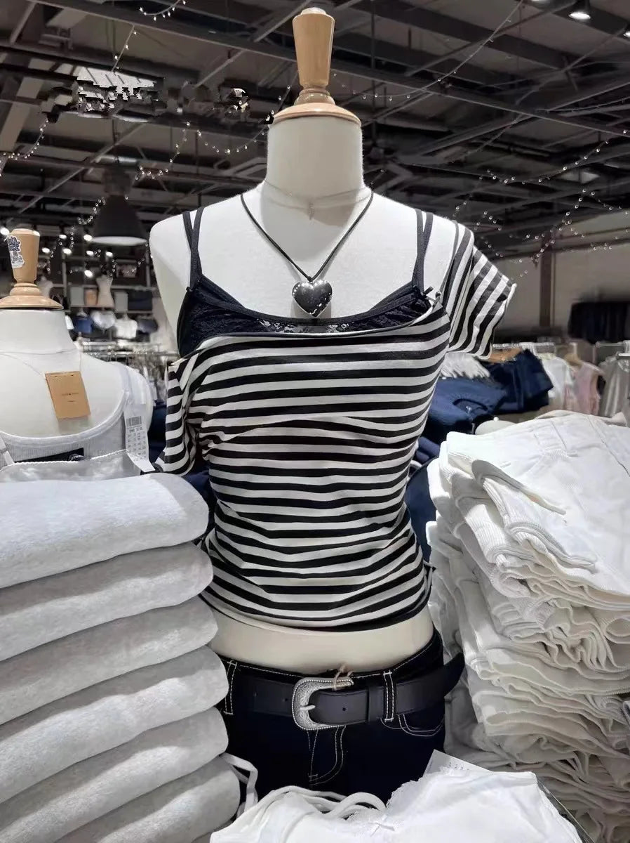 28 Graphic Print T-Shirts Woman Summer Slash Neck Short Sleeve Cotton Tees American Vintage Streetwear Raw Hem Crop Top T-shirts