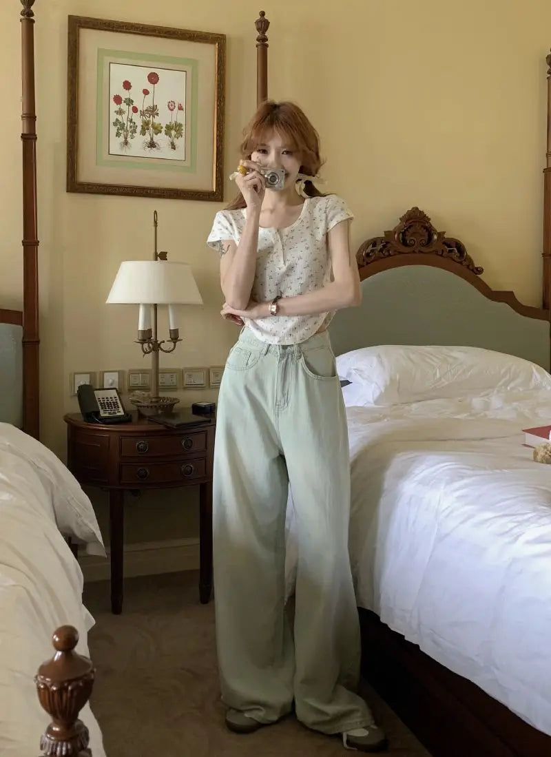 Women’s Vintage Wide-Leg Summer Jeans