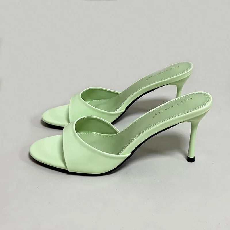Women’s Thin Heel Round-Toe Slides