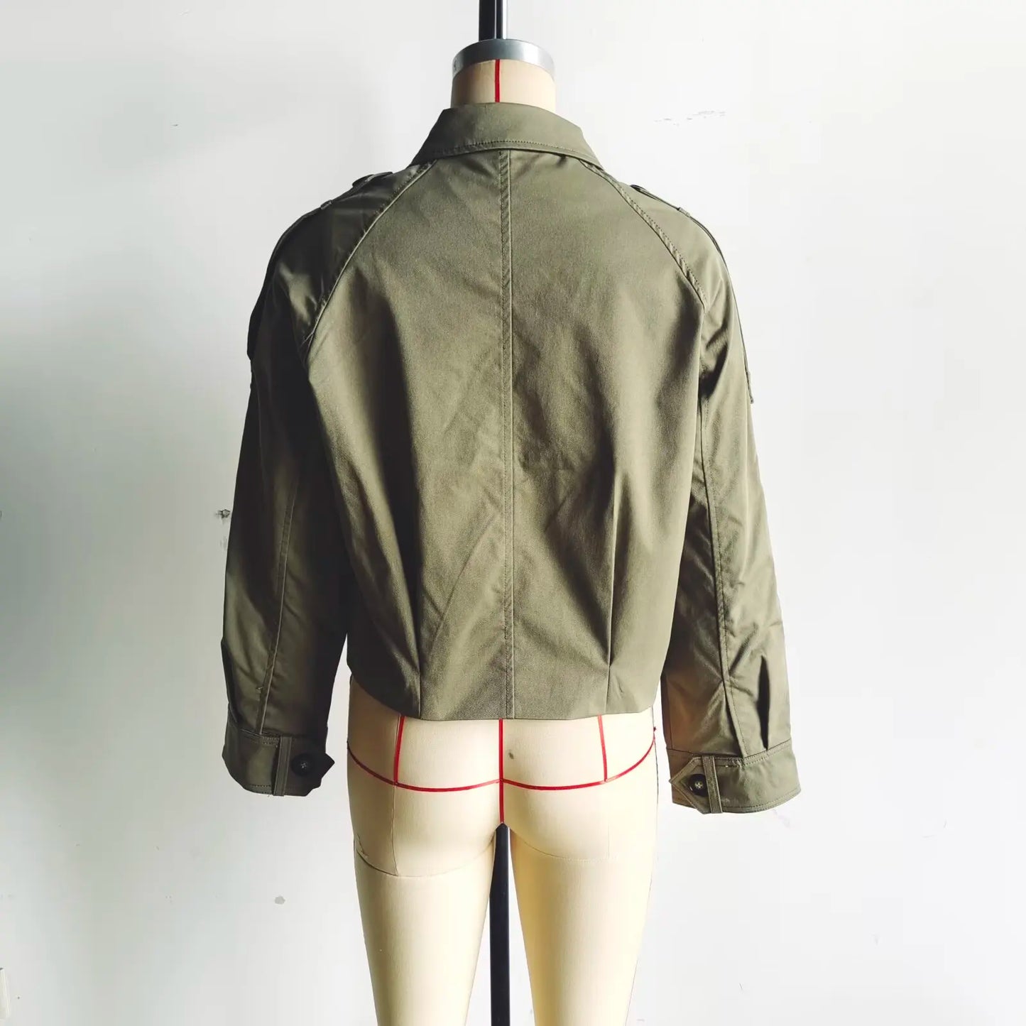 Women’s Turn-Down Collar Jacket