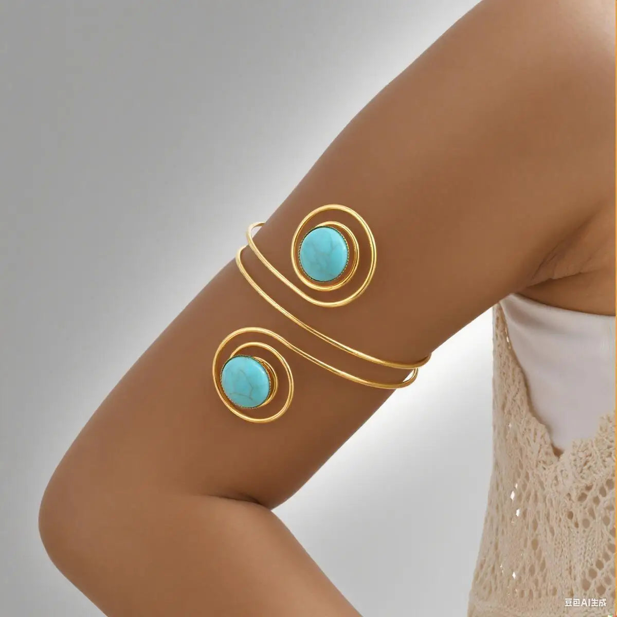 Women’s Gold Plated Upper Arm Cuff”