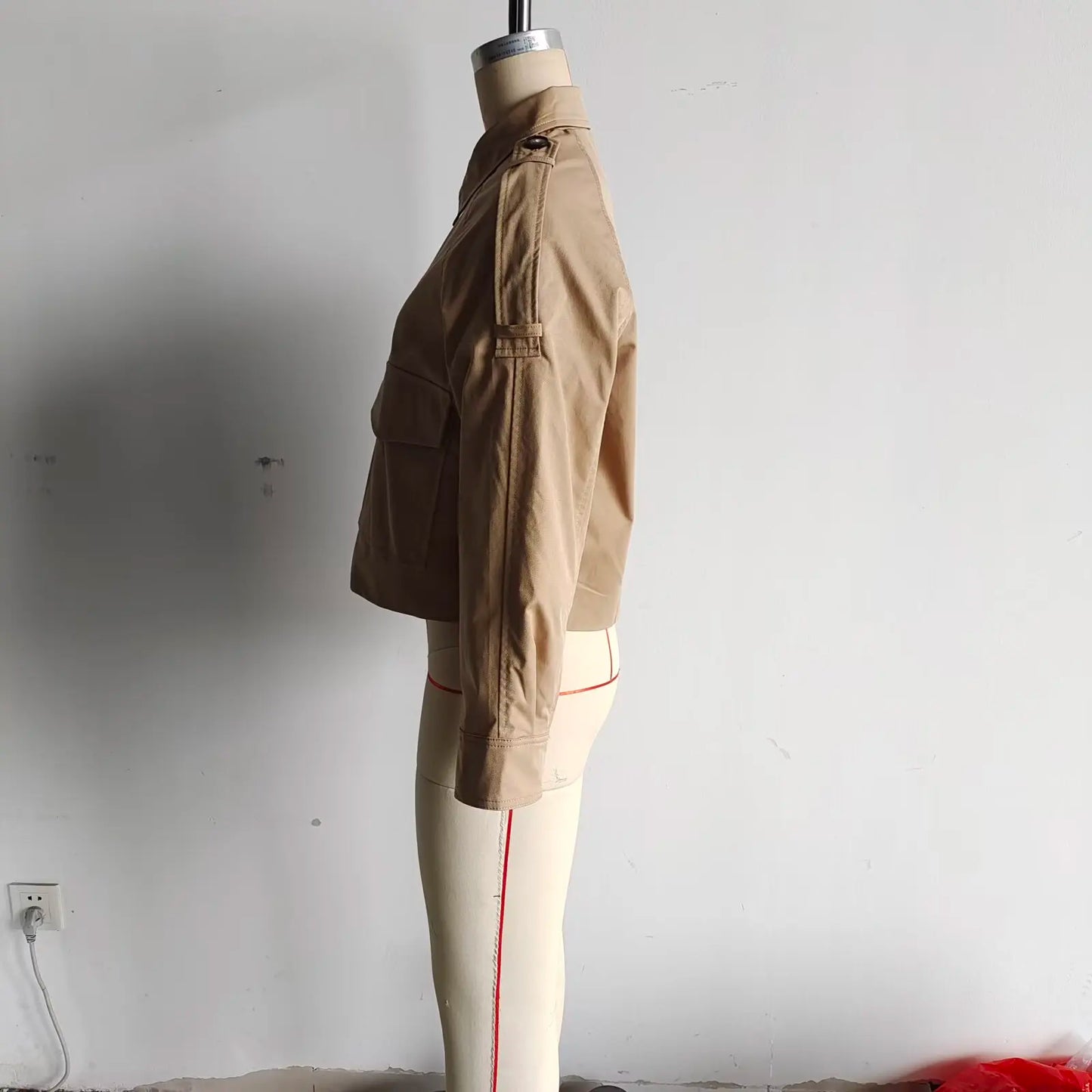 Women’s Turn-Down Collar Jacket