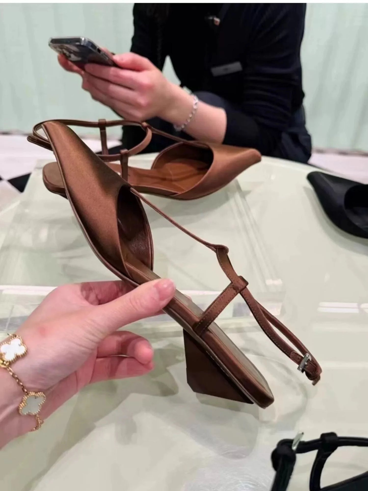 Women’s Pointed-Toe Low Heel Sandals