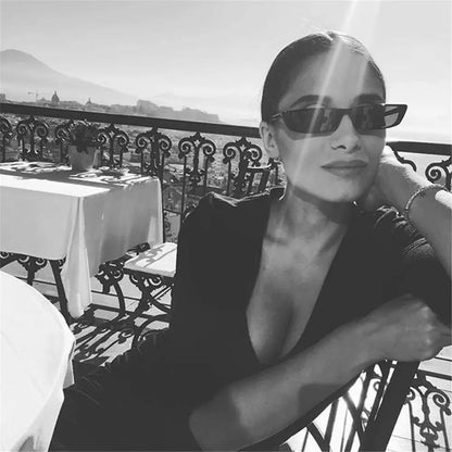 Women’s Retro Small Rectangle Sunglasses