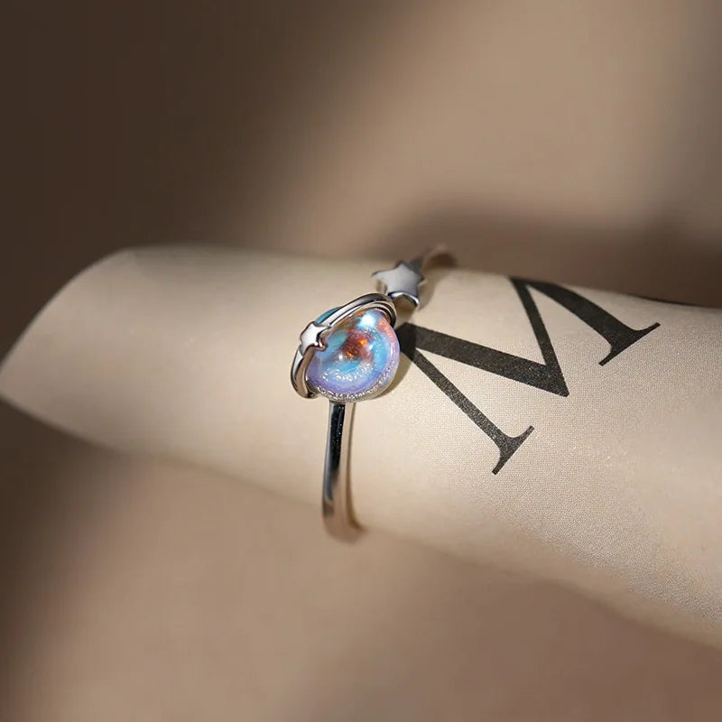 Women’s Planet Cat Eye Round Ring