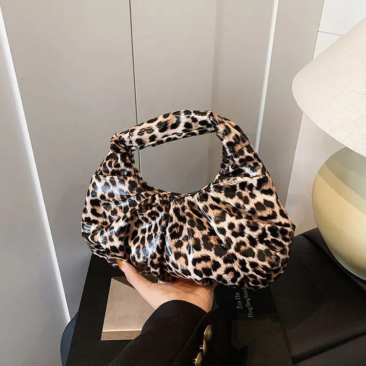 Women’s Luxury Leather Handbag – Chic