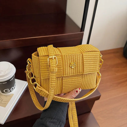 Women’s Woven Straw Tote Bag