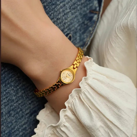 Women’s Luxury Gold Quartz Watch