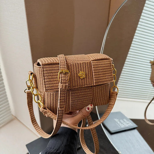 Women’s Woven Straw Tote Bag