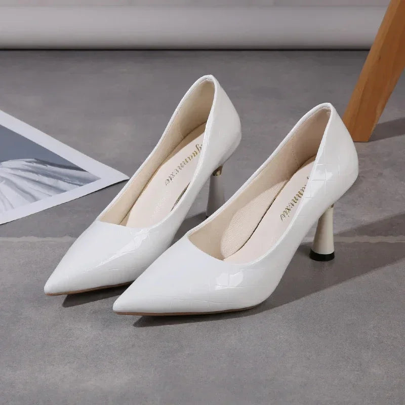 Women’s Pointed-Toe Heels – Elegant Pumps