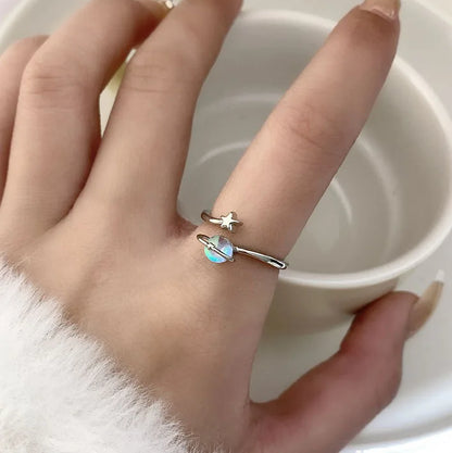 Women’s Planet Cat Eye Round Ring