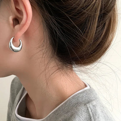 Women’s Classic Small Hoop Earrings