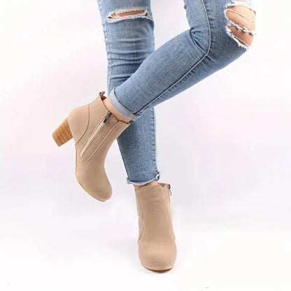 Women’s Chunky Heel Chelsea Boots – Autumn Winter Fashion