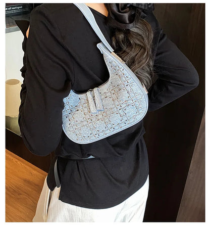 Women’s Dumpling Shoulder Bag