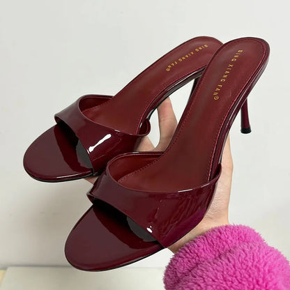 Women’s Thin Heel Round-Toe Slides