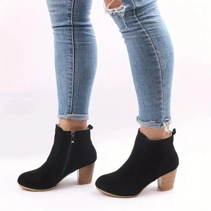 Women’s Chunky Heel Chelsea Boots – Autumn Winter Fashion