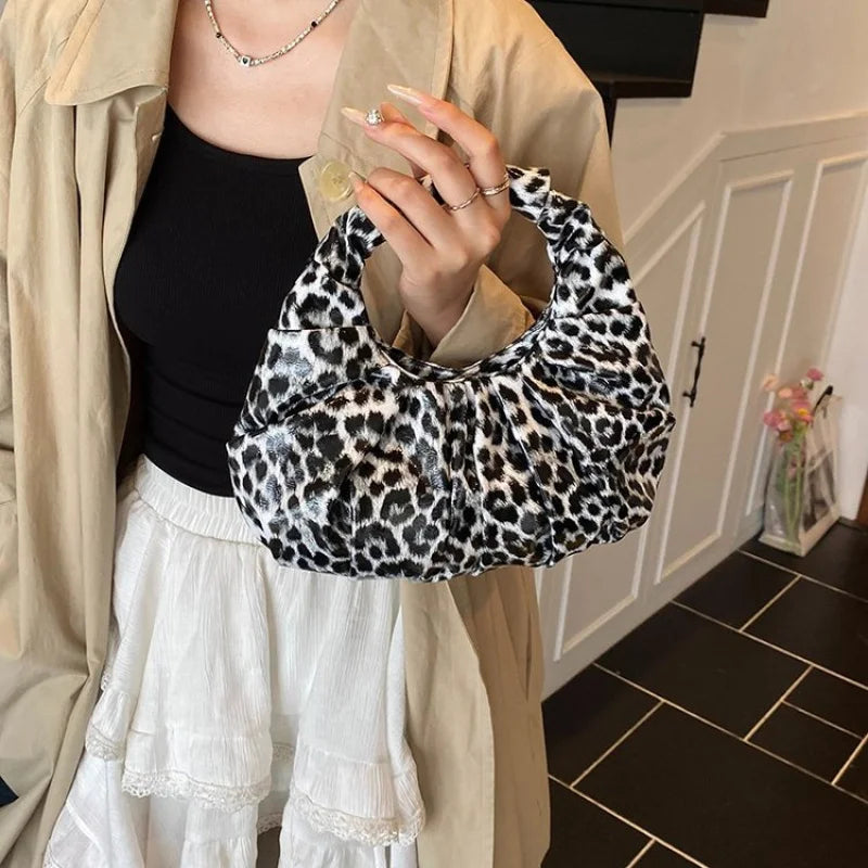 Women’s Luxury Leather Handbag – Chic