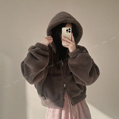 Women’s Winter Hooded Lambswool Jacket