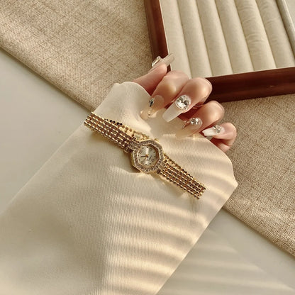 Women’s Luxury Gold Bracelet Watch