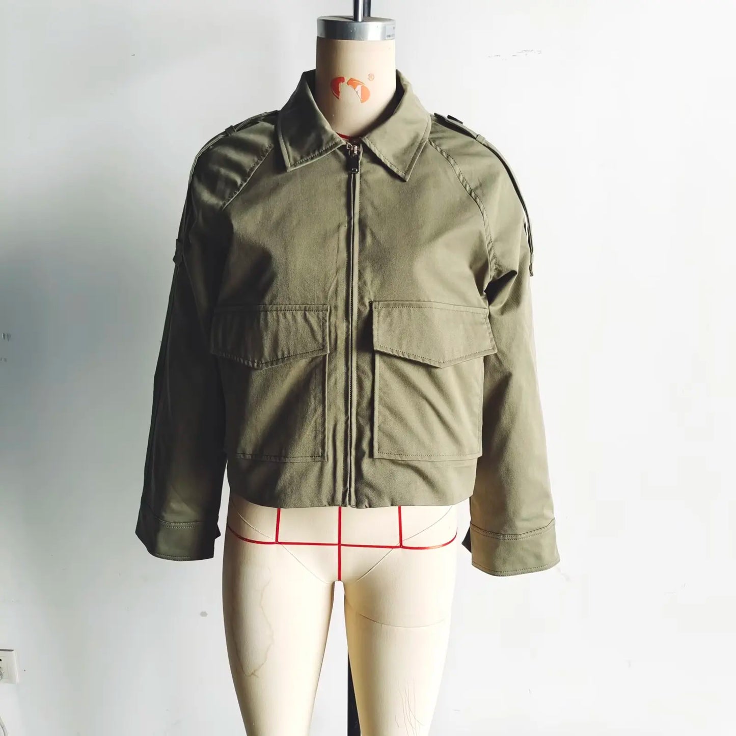 Women’s Turn-Down Collar Jacket