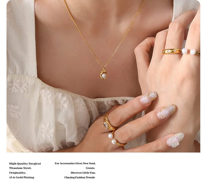 Women’s Pearl Inlaid Cuban Chain Necklace