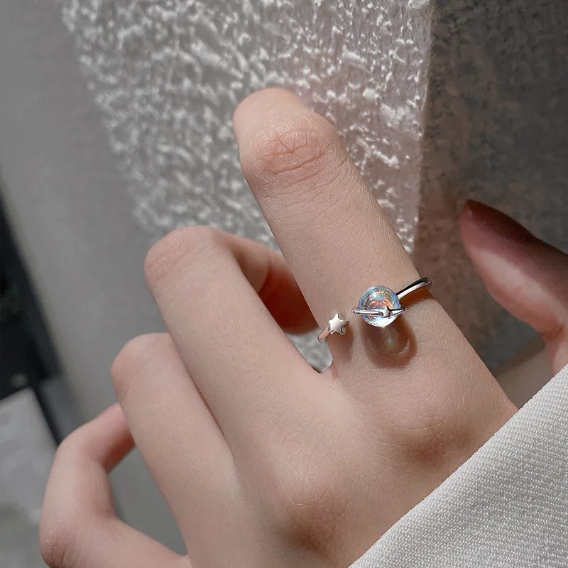 Women’s Planet Cat Eye Round Ring