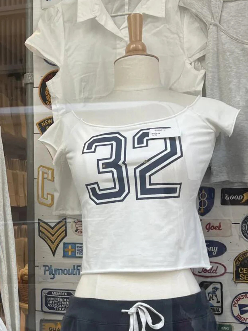 28 Graphic Print T-Shirts Woman Summer Slash Neck Short Sleeve Cotton Tees American Vintage Streetwear Raw Hem Crop Top T-shirts