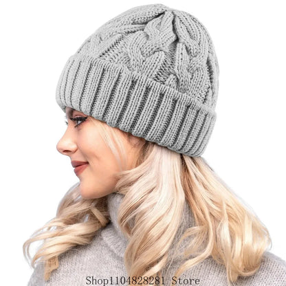 Women’s 2025 Knitted Winter Beanie