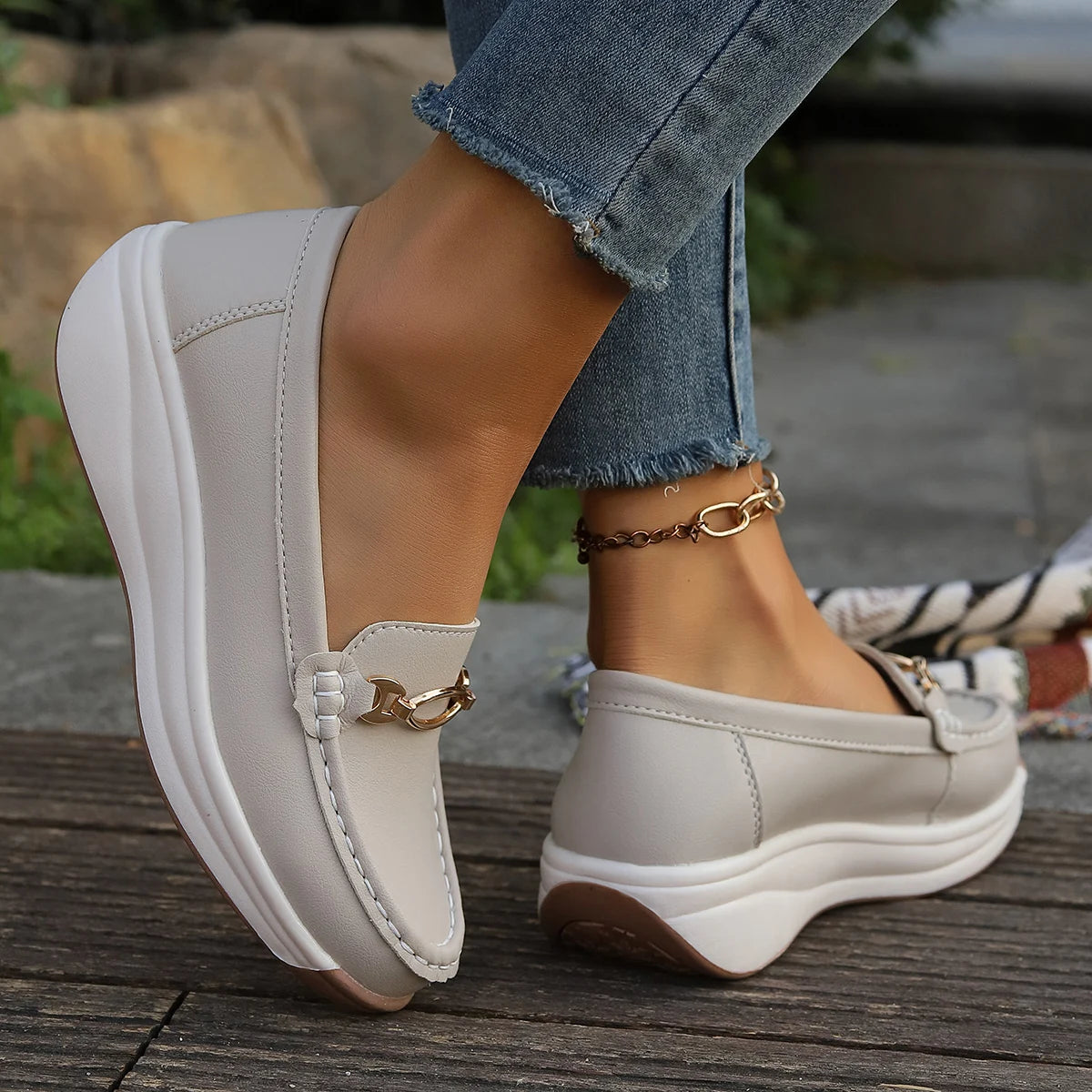 Women’s Black Casual Sneakers